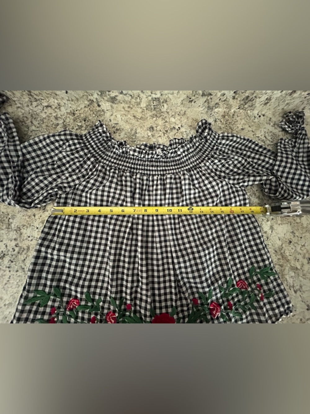 Miss Lili Boho Black White Gingham Off Shoulder Embroidered Peasant Blouse Sz L - Picture 8 of 9